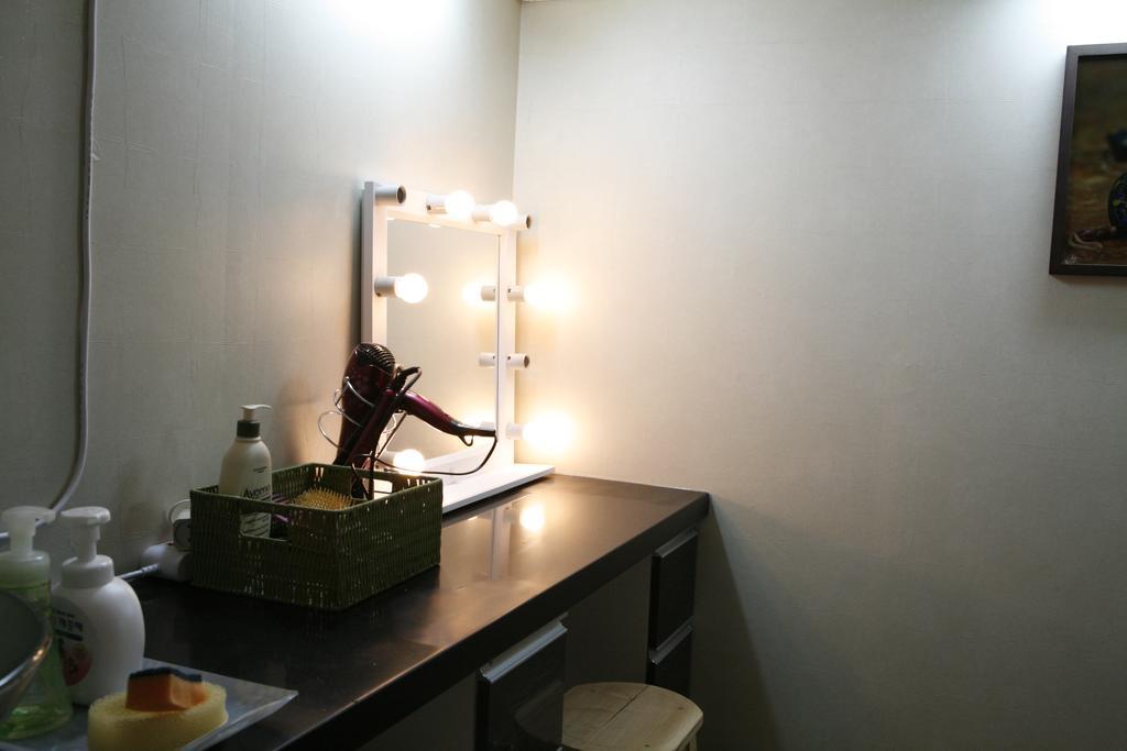 Birdsnest Hostel Hongdae Foreigner Only Seoul Room photo